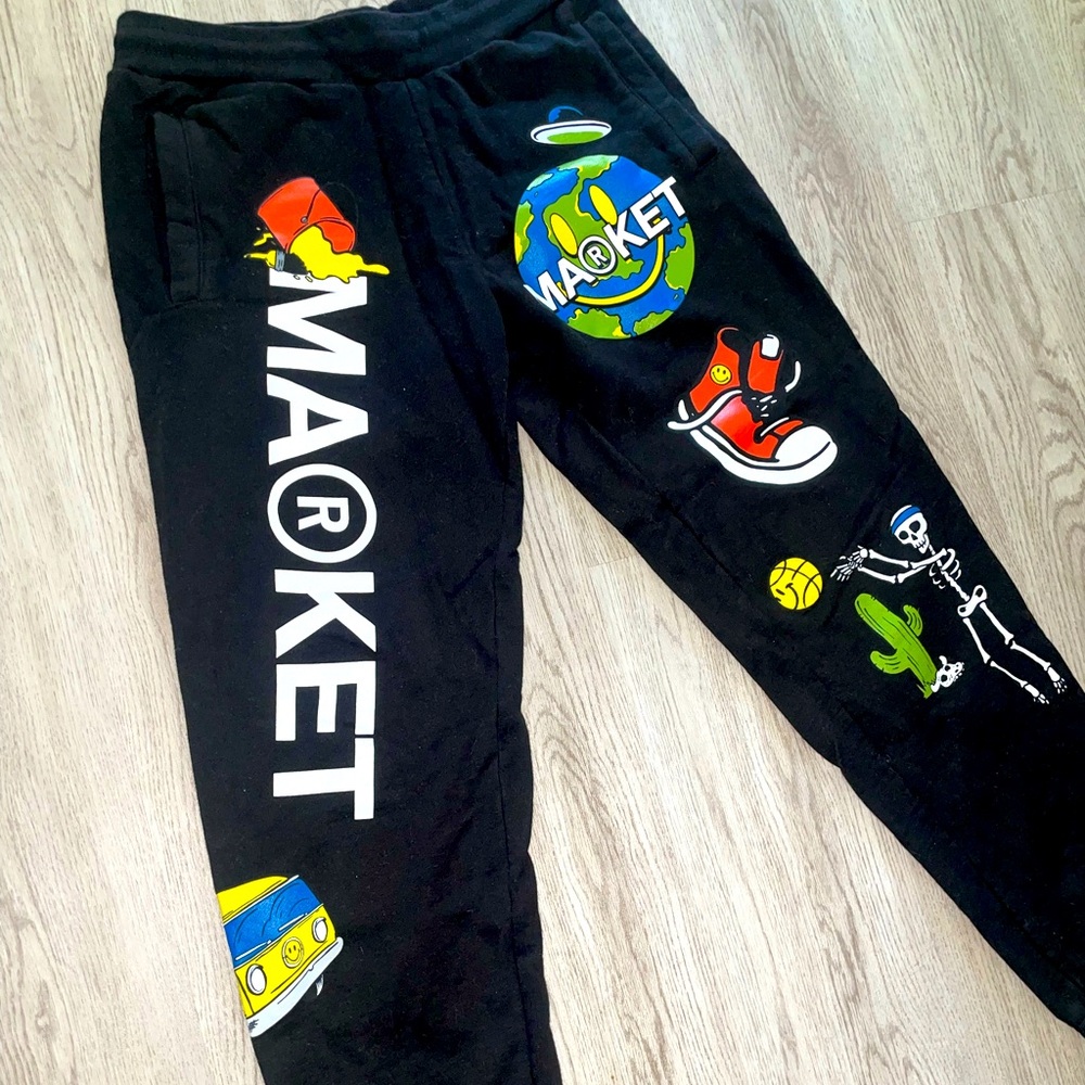 MARKET Graphic Sweatpants (Medium)